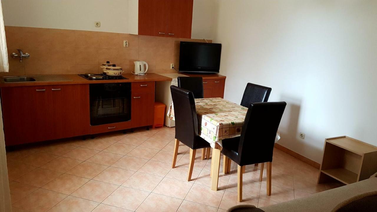 Apartments Kust Mlini Kültér fotó